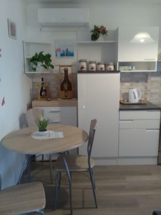 Apartma Evi Zaga Exteriér fotografie
